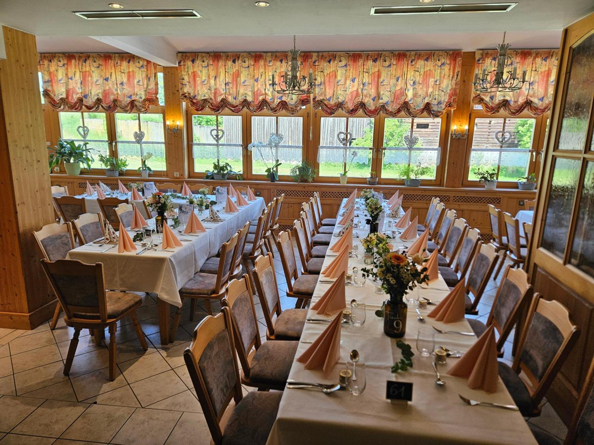 Land-Gut-Hotel Gasthof Waldschaenke Altfraunhofen Esterno foto