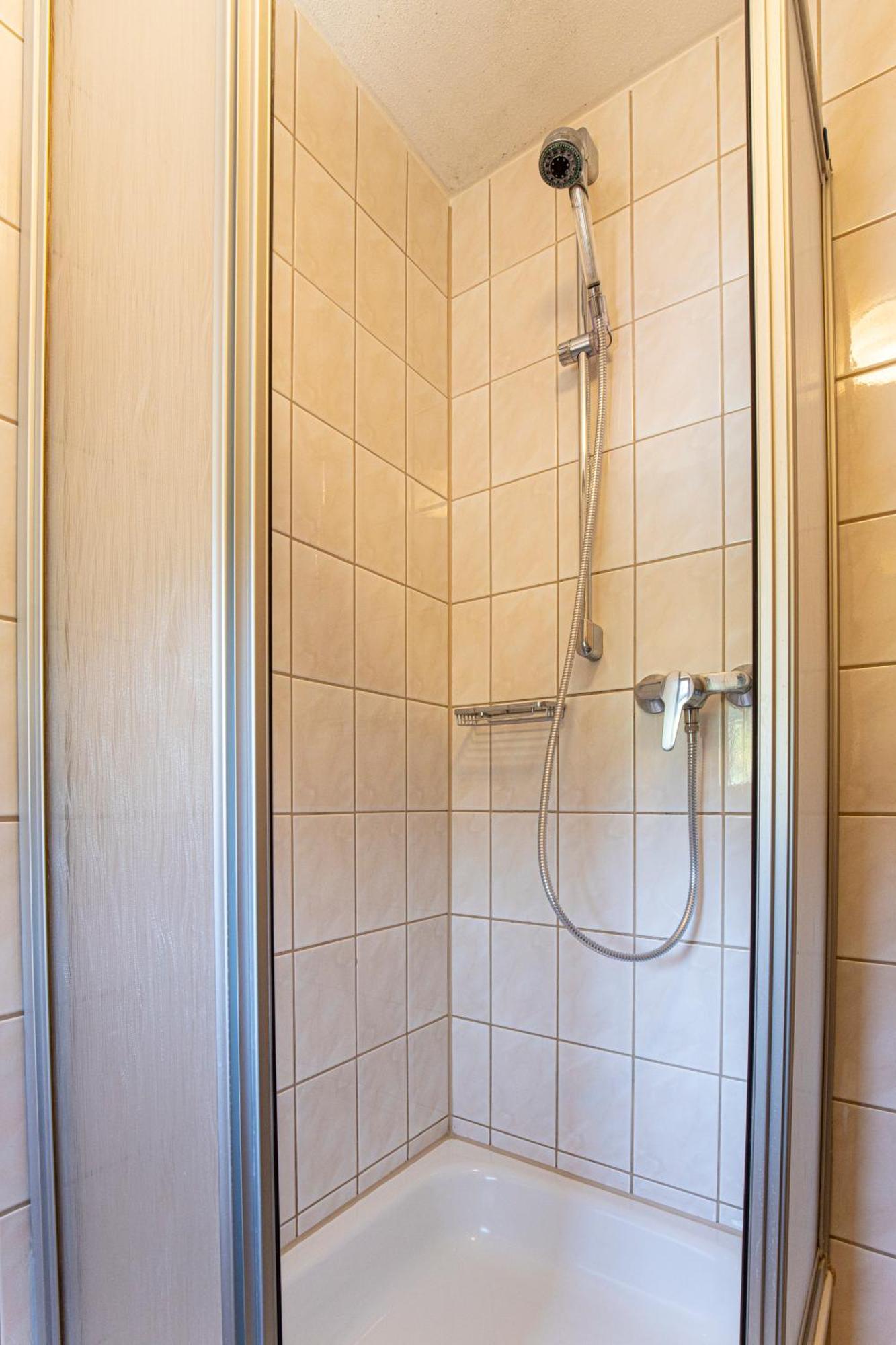 Land-Gut-Hotel Gasthof Waldschaenke Altfraunhofen Esterno foto