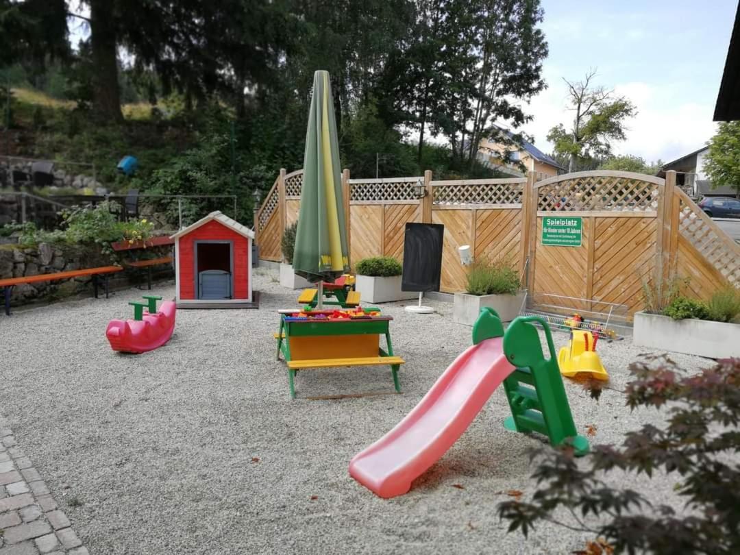 Land-Gut-Hotel Gasthof Waldschaenke Altfraunhofen Esterno foto