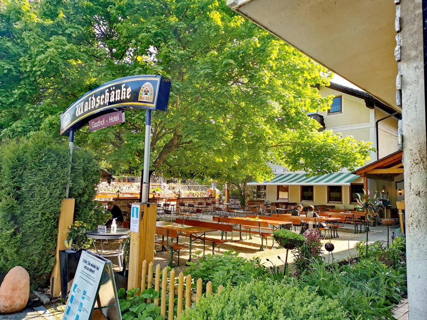 Land-Gut-Hotel Gasthof Waldschaenke Altfraunhofen Esterno foto