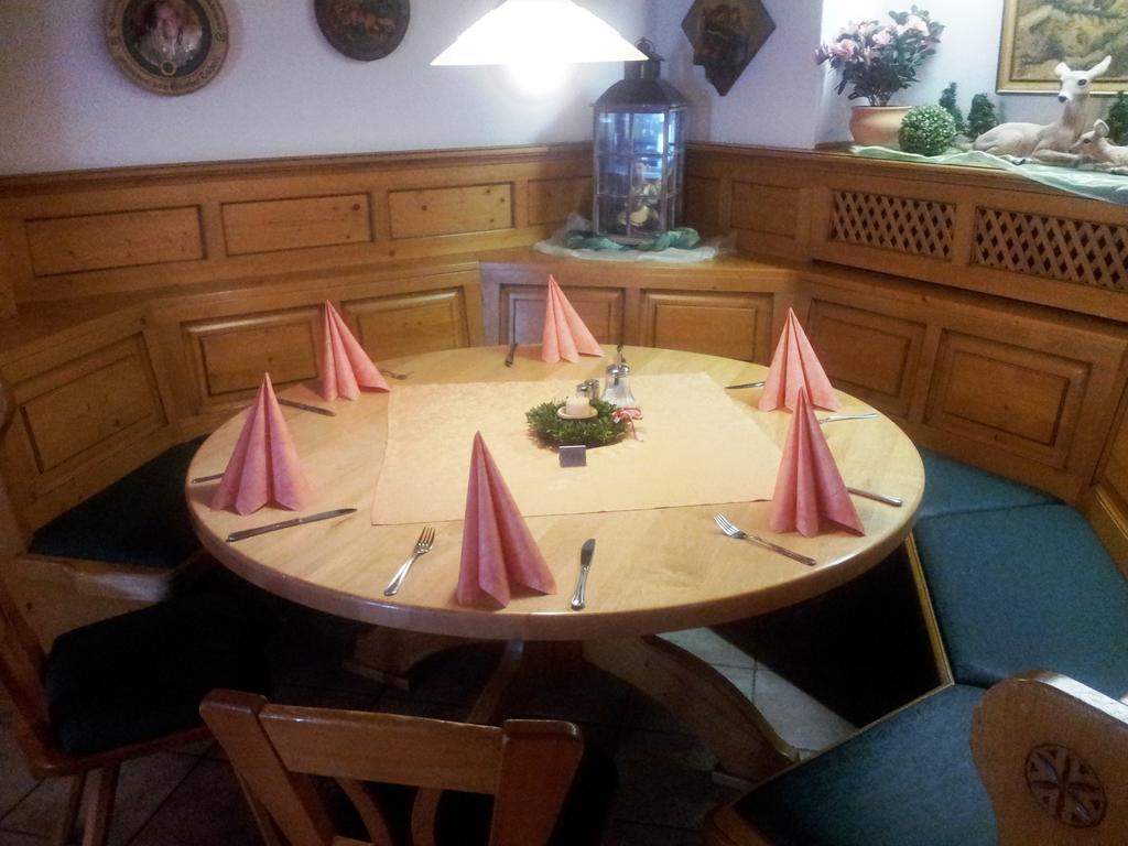 Land-Gut-Hotel Gasthof Waldschaenke Altfraunhofen Esterno foto
