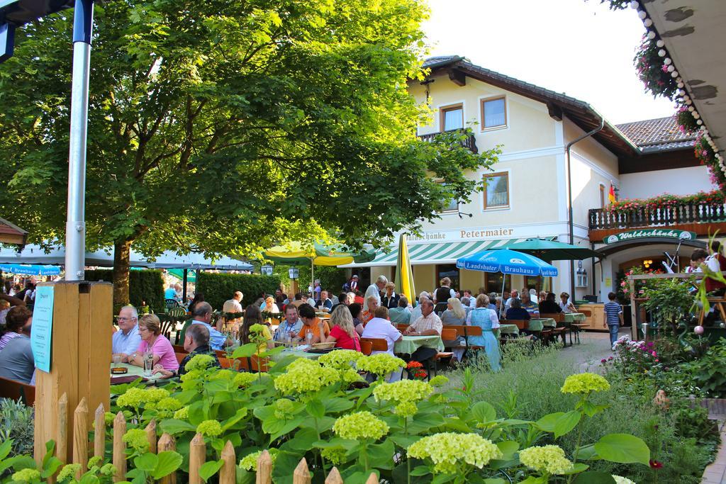Land-Gut-Hotel Gasthof Waldschaenke Altfraunhofen Esterno foto